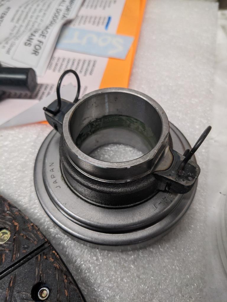 PARTIAL SBC G56-OK-HD 13" ORGANIC CLUTCH KIT FOR DODGE G56 6 SPEED TRANS NEW R3