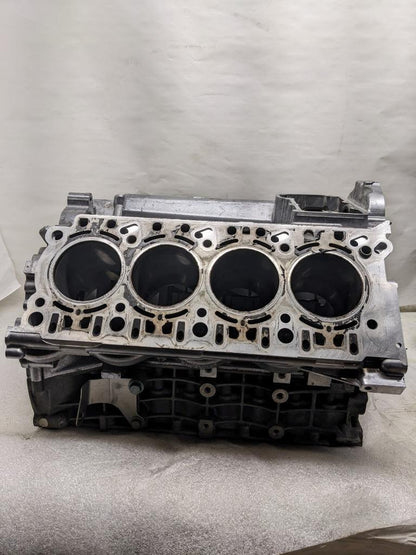 PORSCHE BARE ENGINE CASE FOR 03-10 CAYENNE 9PA 4.5L V8 USED I1