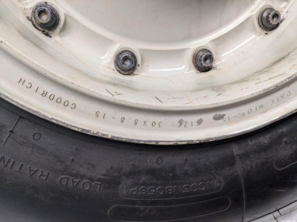 GOODRICH INBOARD WHEEL AND MICHELIN TIRE  30X8.8-15 HUB BORE 77MM 3-1531-3 B2