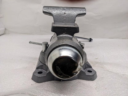 WILTON Mechanics Pro Vise 8” Jaw Width 8-1/2" Jaw Opening 360 Swivel Base B2 NEW