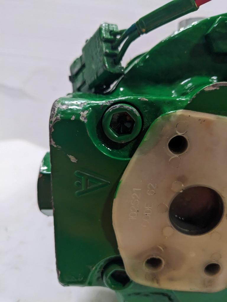 NEW JOHN DEERE AXT12539 HYDRAULIC MOTOR (FITS HARVESTERS) BSRG5