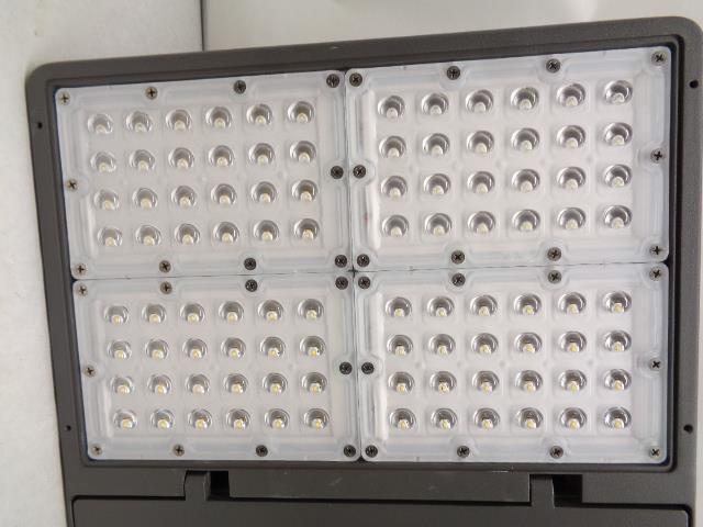 1 NEW ILP AREA INDUSTRIAL LIGHT FIXTURE AL-180WLED-UNIV-40-T4 R29