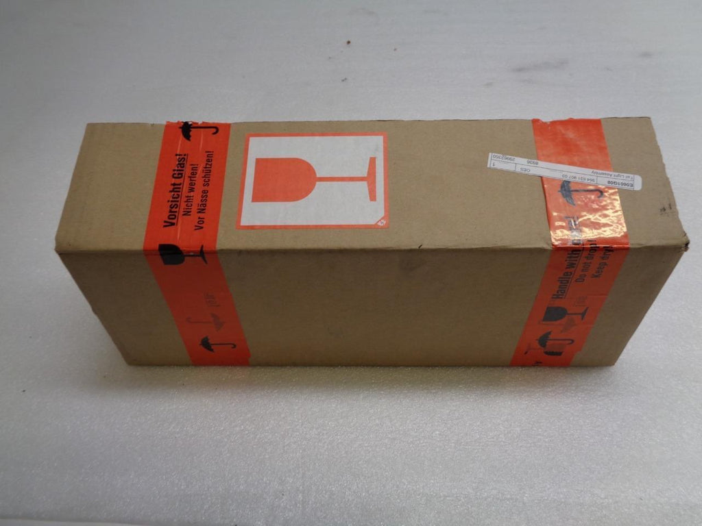 Porsche 964 Right Tail Light Assembly USED GENUINE 964 631 908 03 R25T4