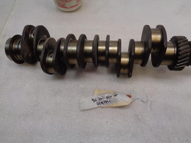Porsche 911 2.2L Non Counterweight Crankshaft 901 102 010 00 USED GENUINE R24T7