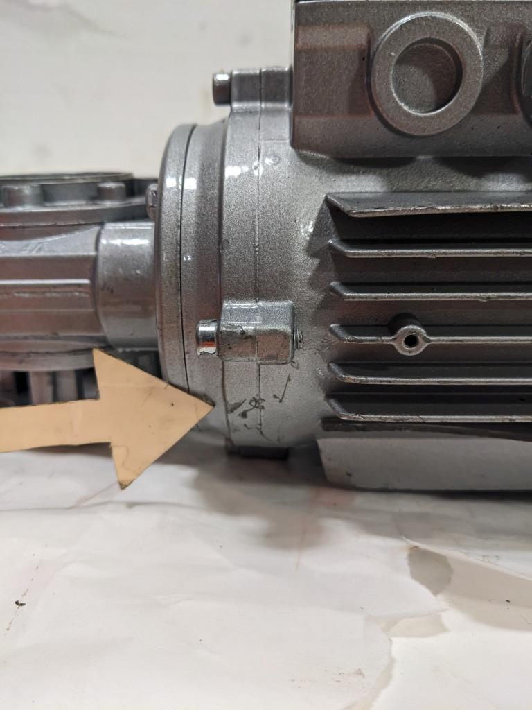 Bonfiglioli P63B14 B3 OIL TYPE JD00012562 with Motor 830520156 NEW BSIG1