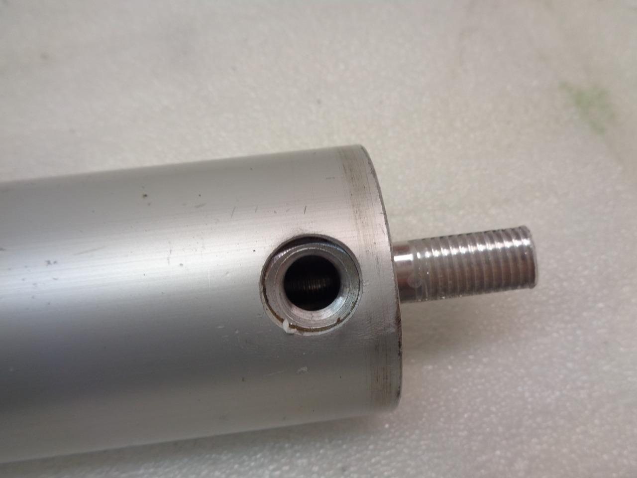 NEW SPEEDAIRE 2" BORE ROUND DOUBLE ACTING AIR CYLINDER 24" STROKE 5VMU5 R32