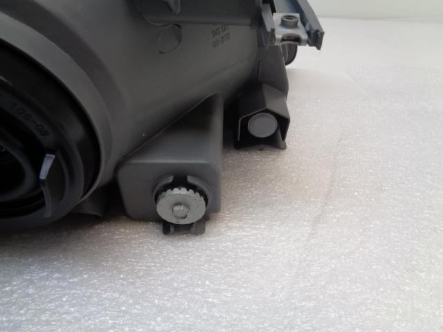 HINO LH SERVICE HEADLAMP FOR 2020 CONVENTIONAL CAB 81150E0B20 R7