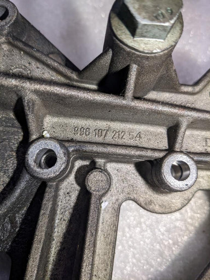 PORSCHE 911 996 ENGINE OIL PUMP HOUSING OEM 99610701257 USED 996BGL