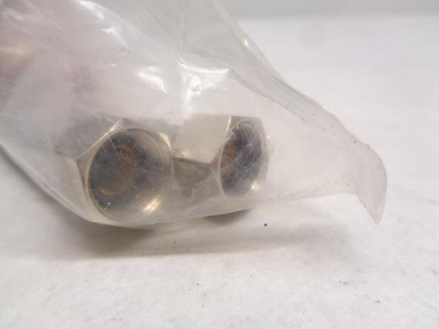 BRAND NEW CHROME SINGLE HANDLE HOT & COLD MIXER BATHROOM SINK FAUCET R29