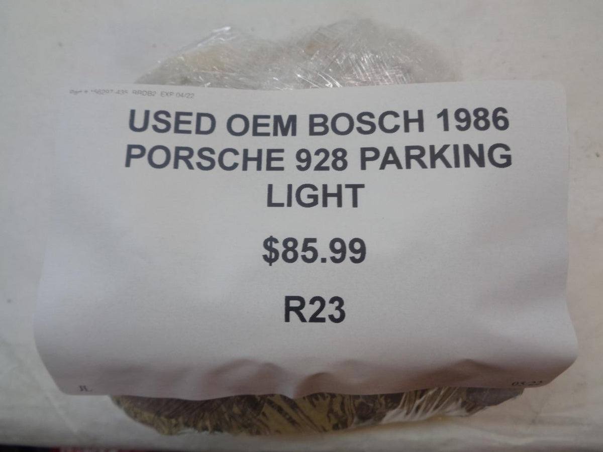 USED OEM BOSCH 1986 PORSCHE 928 PARKING LIGHT R23T4