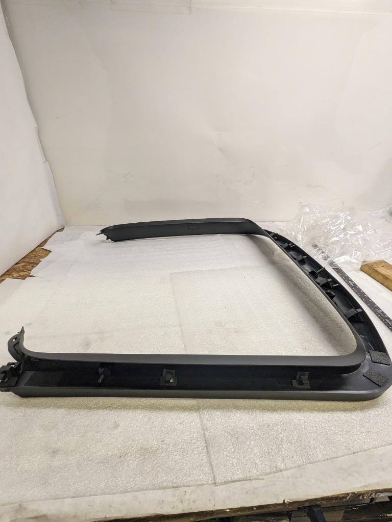 PORSCHE 981555191001E0 UPPER TRIM FOR CAYMAN 2014-2024 NEW PGB2