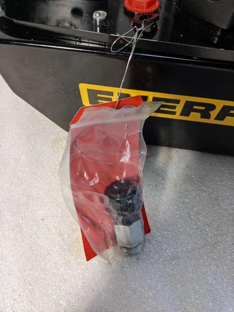 ENERPAC ZU4308MB HYDRAULIC ELECTRIC PUMP 10,000 PSI 115VAC 60 CU IN/MIN NEW R3