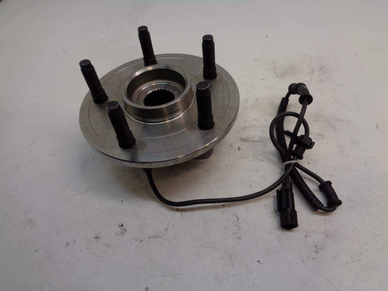 NEW UNBRANDED FRONT WHEEL HUB BEARING ASSEMBLY HB615128 R9TB