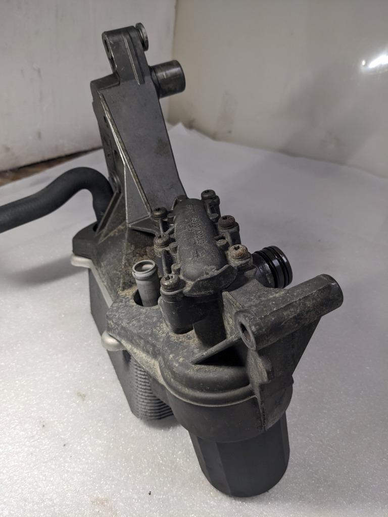 PORSCHE CAYENNE 4.5L V8 ENGINE OIL FILTER HOUSING BRACKET 94810720203 USED R20