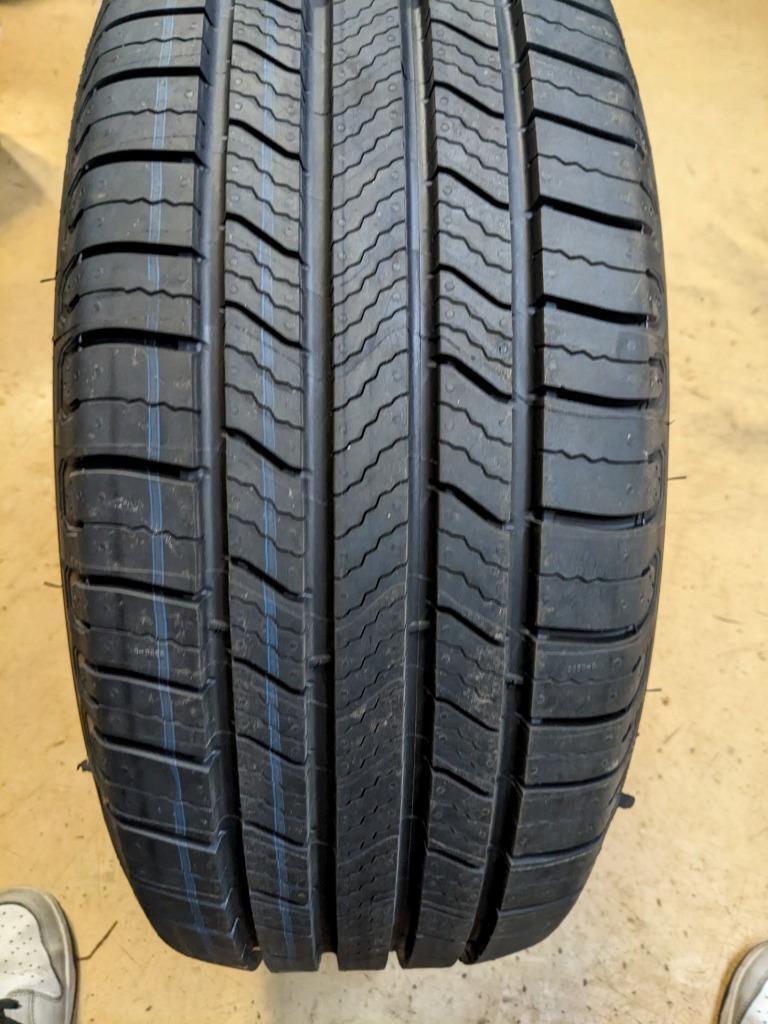 MICHELIN X TOUR A/S 2 P 215 55 16 97H SL TIRE 11760 CQ2