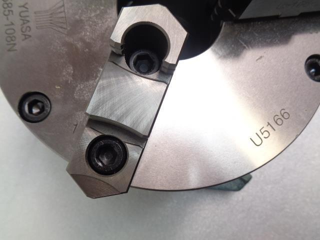 YUASA 550-007 ACCU-DEX SUPER SPACER 8" CHUCK 3 JAWS 24 POSITION NEW R17