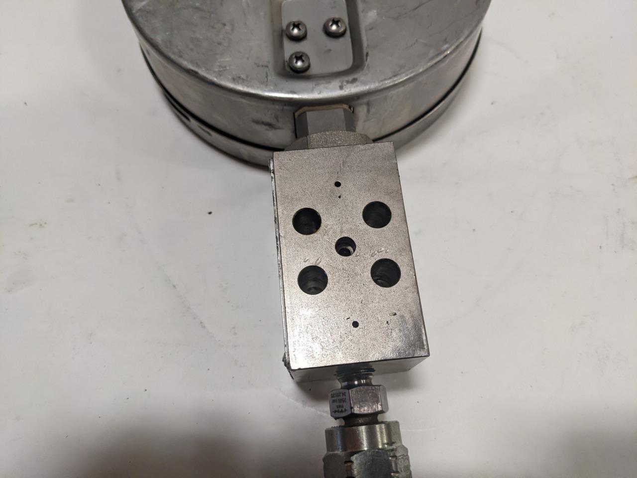 ITH PRESSURE GADGE  (EN837-1) BROKEN R22