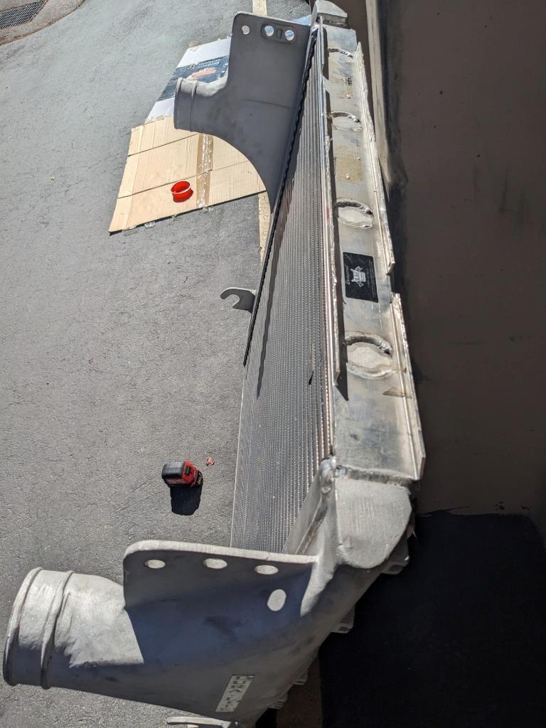 DURALITE EVOLUTION AIR COOLER 38.5"X35" CORE 3.5" IN/OUT FOR PETERBILT NEW B2