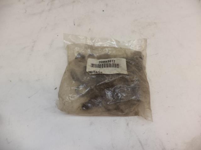 NEW MUNCIE POWER PRODUCTS STUD KIT 20MK8817 R12TA