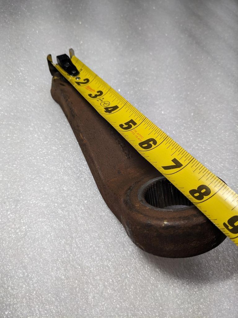 MOPAR STEERING PITMAN ARM MOPAR 52122392AA FOR DODGE RAM 2009-2012 USED R24T1