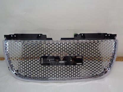 New GMC Yukon 07-13 Chrome Round Punch Hole Grille 25-3522 R18