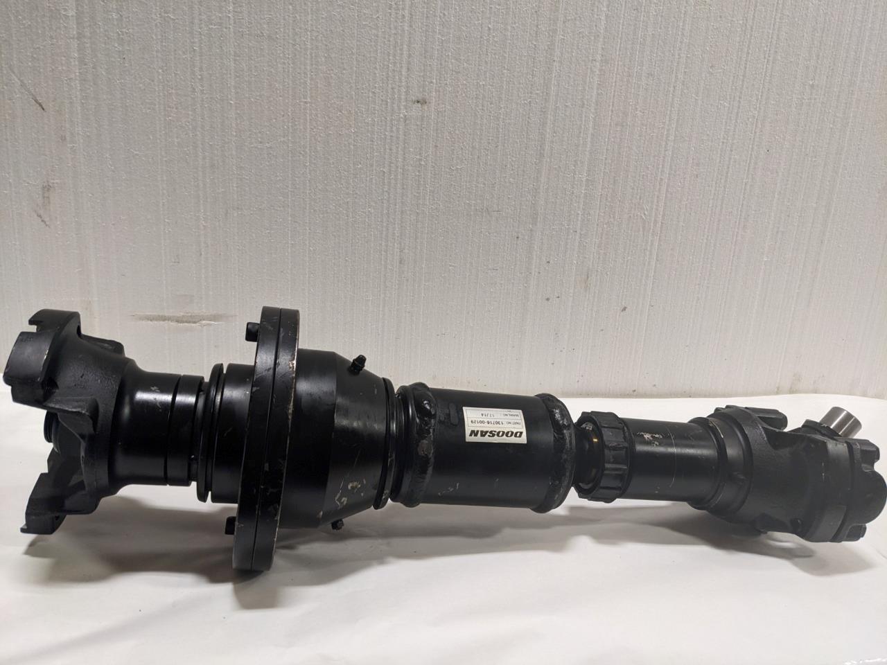 NEW Doosan Forklift Drive Shaft 130716-00129 DOOSAN  BSR1