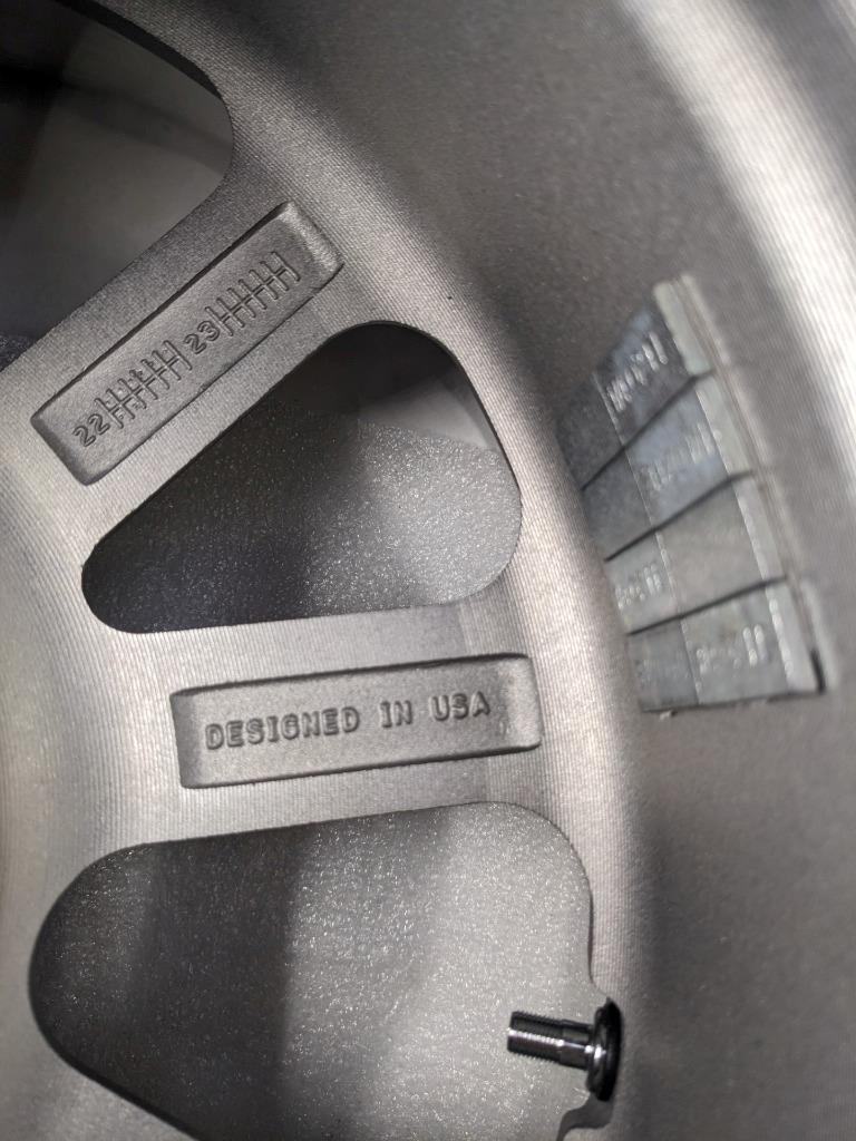 SINGLE US MAG RAMBLER MATTE GUNMETAL WHEEL/RIM 17X8 1002-46H NEW B2