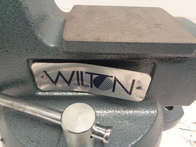 WILTON MECHANICS VISE 6" JAW WITH SWIVEL BASE NEW R5