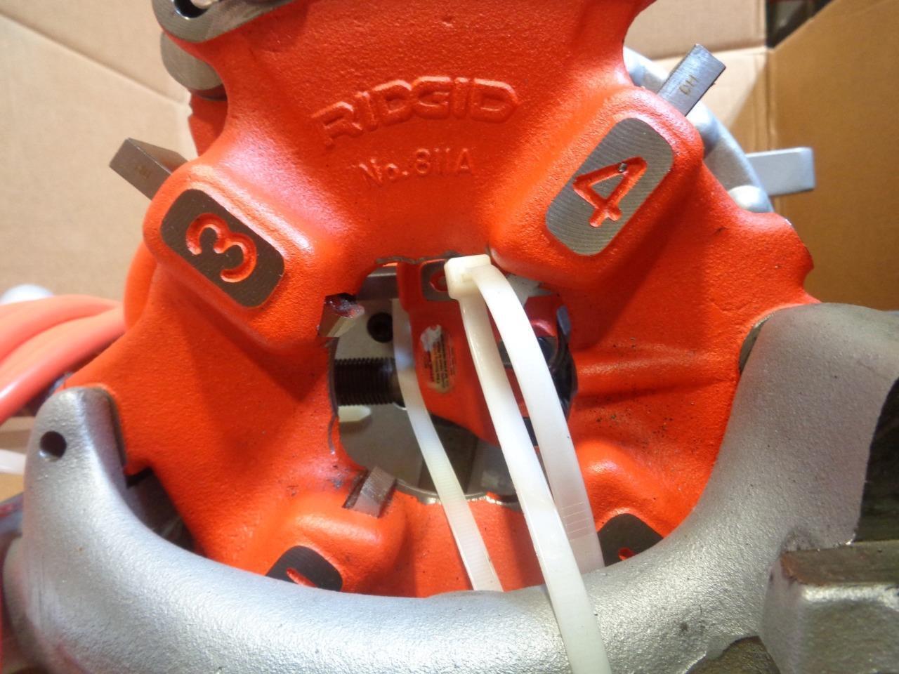 RIDGID 15682 MODEL 300 COMPLETE PIPE THREADING MACHINE w/1452 TOOL TRAY BSR3.1