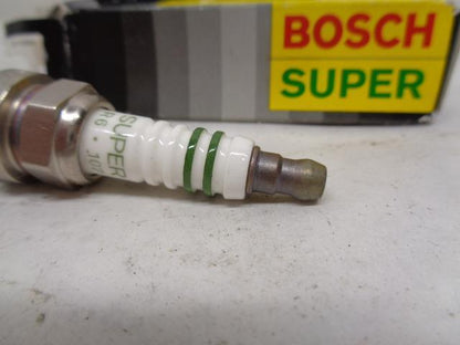 BRAND NEW BOSCH SUPER PORSCHE 911 SPARK PLUGS 5-PACK 7410 R13T3