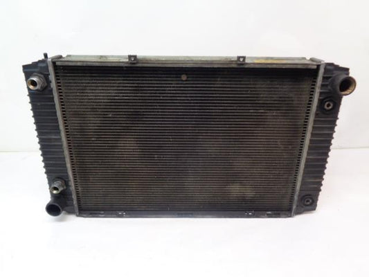 GENUINE BEHR 1987-89 PORSCHE 928 S RADIATOR USED 92810604301 SR