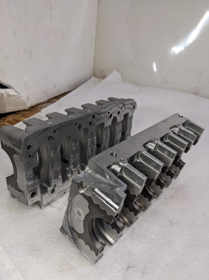 PORSCHE 911 996 BOXSTER ENGINE CRANKCASE HOUSING 9961011575R 996B.G.L.