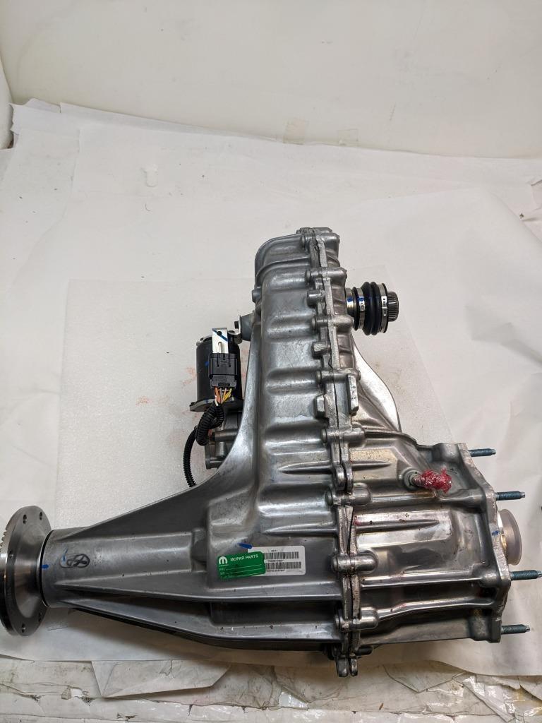 MOPAR 68396136AD BW 44-46 TRANSFER CASE FOR 2019-2024 RAM 3500 NEW I2
