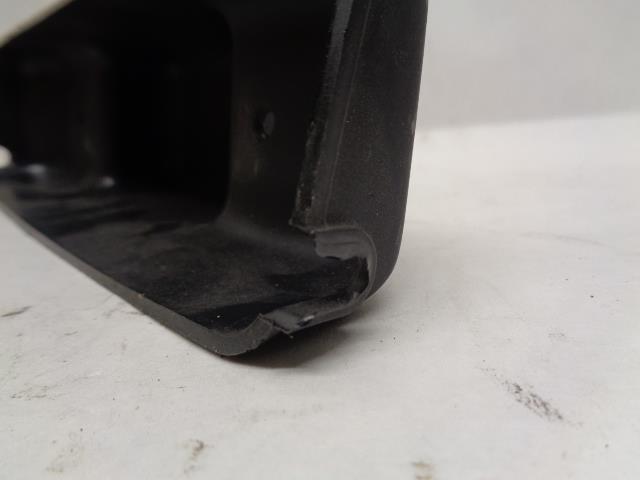 USED GENUINE PORSCHE REAR MARKER R/L HOUSING 944 631 427 00 R25T4