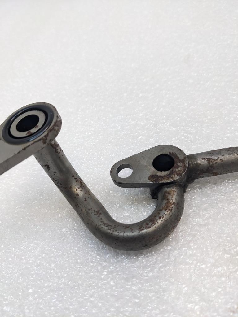 PORSCHE MACAN 15-18 ENGINE OIL LINE PIPE  94610703331 USED R21SPB