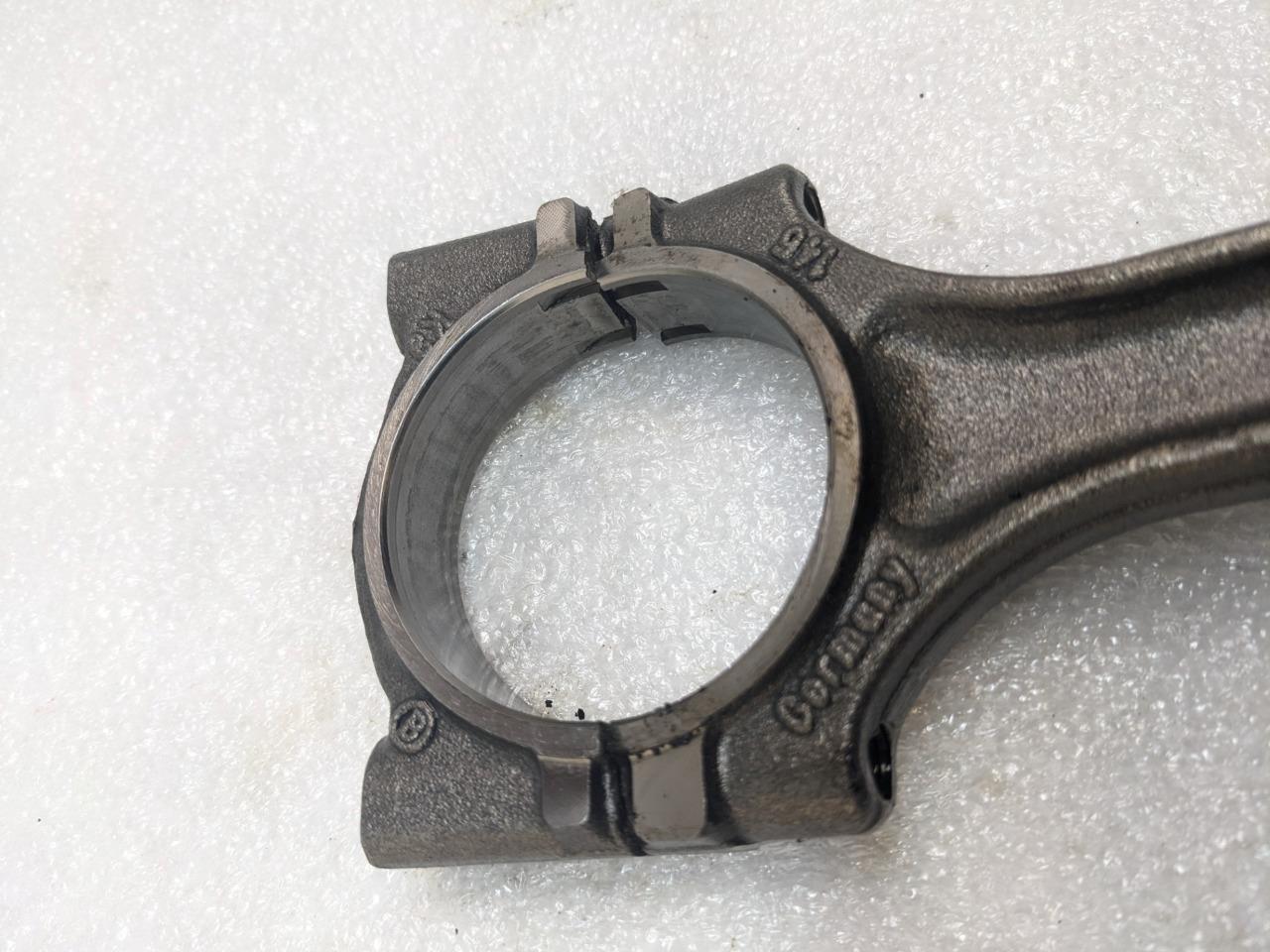 PORSCHE 986 BOXSTER 2.7L PISTON W/CONNECTING ROD #6 9961031028R USED 996GL2T1