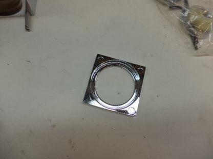 NEW DANZE D300962T MID-TOWN MOUNTED ROMAN CHROME FAUCET W/ DUBBLE HANDLE R30