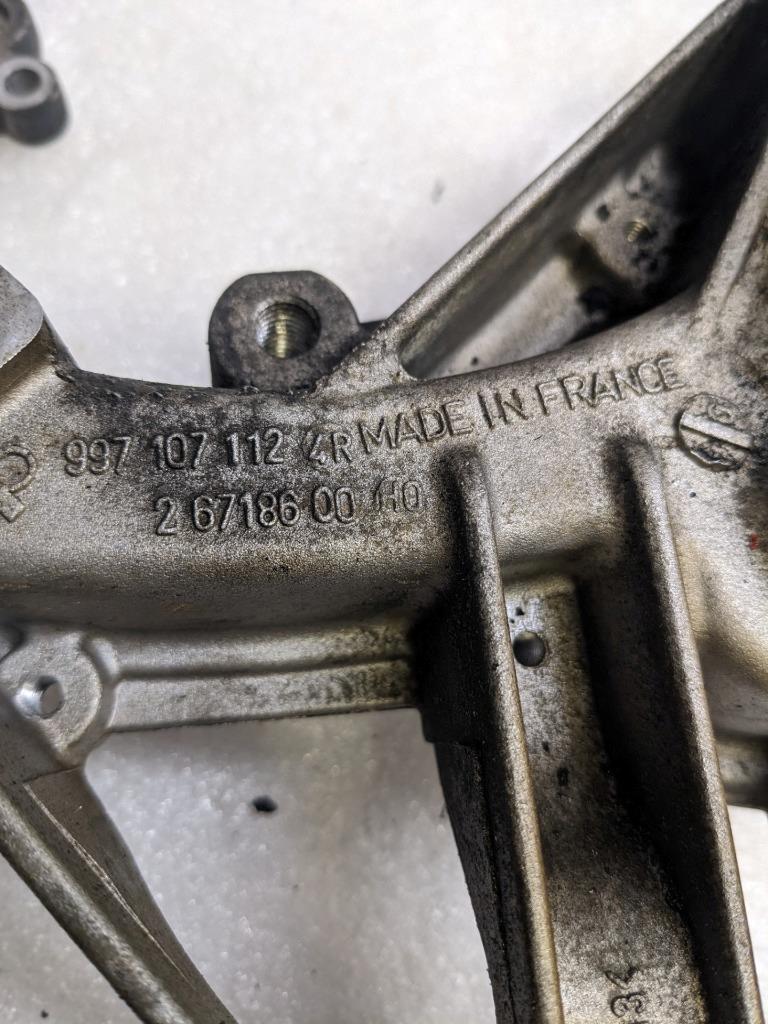 PORSCHE BOXSTER 987 2005-2008 3.2 OIL PUMP COVER 9971071124R USED R20