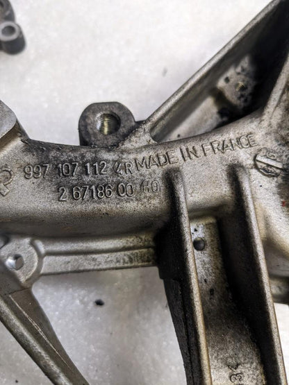 PORSCHE BOXSTER 987 2005-2008 3.2 OIL PUMP COVER 9971071124R USED R20