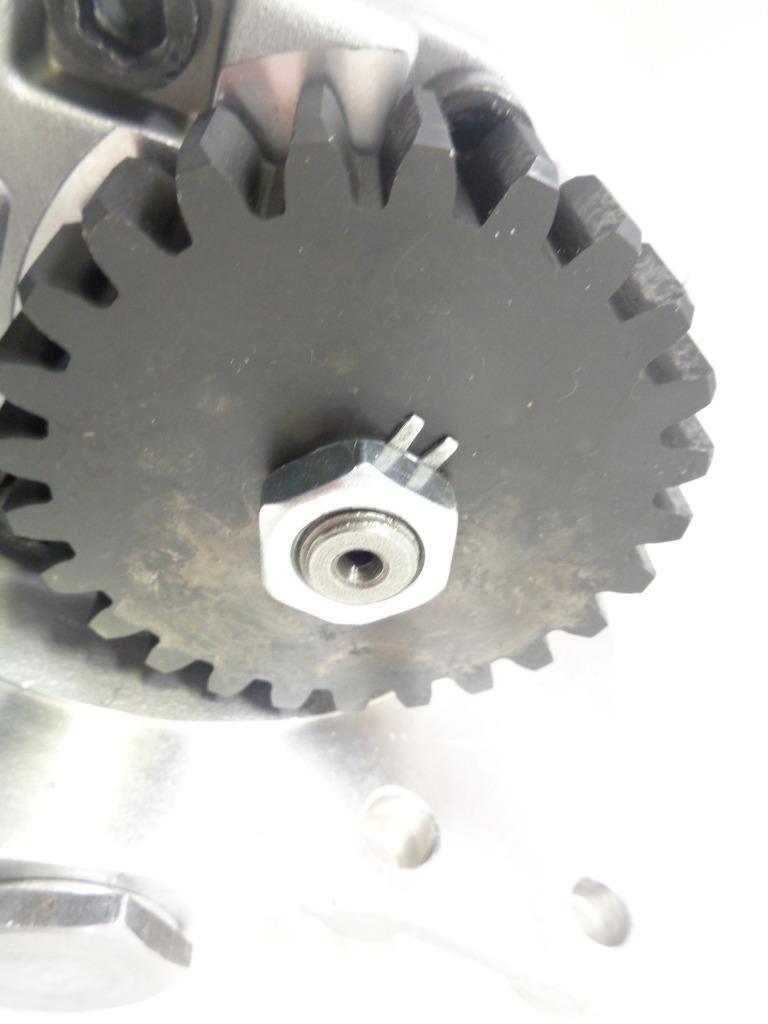 1 NEW INTERNAL PTO HYDRAULIC PUMP 25 SPLINE GEAR UNKNOWN MAKE/MODEL R18T1