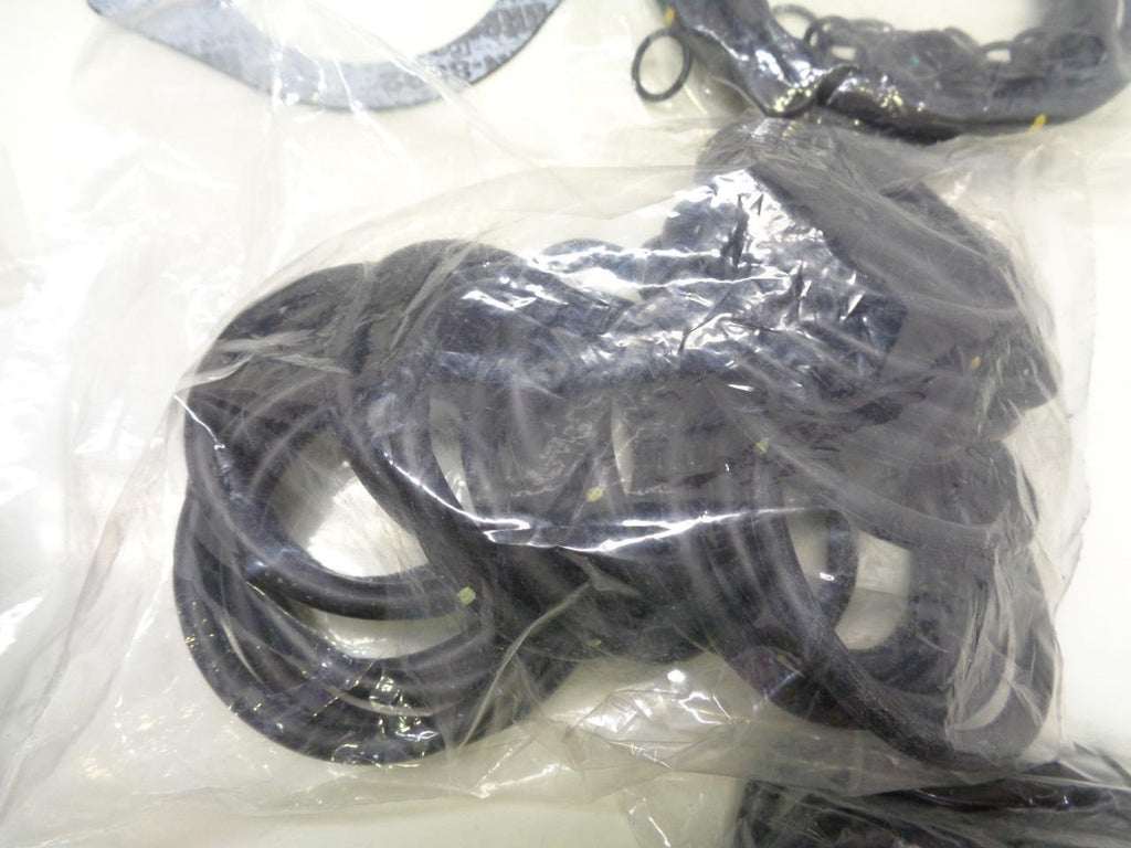 UPPER ENGINE GASKET SET 3800730 R15
