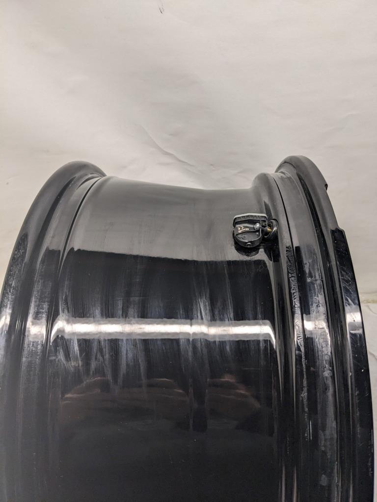 1 GM WHEEL 23377014 18X8.5 ET26 GLOSS BLACK 6X139.7 FOR GMC SIERRA 1500 NEW B2