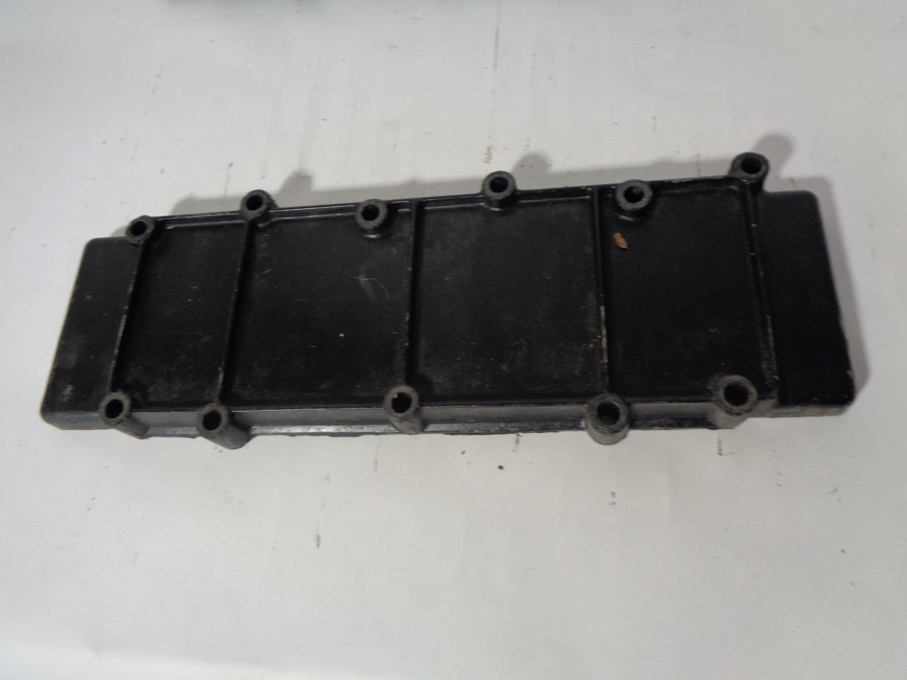 PAIR OF 1969-1973 PORCHE 911 VALVE COVERS 901 105 116 0R USED R23