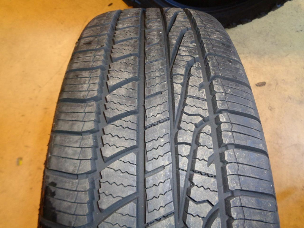 1 GOODYEAR ASSURANCE WEATHERREADY P 235 65 18 106H SL TIRE 767885537 BQ1