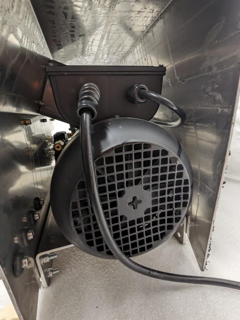 MI-T-M GC-1002-0MEW1 PRESSURE WASHER MODEL 486Z72 1000 psi 2GPM NEW  B1B2