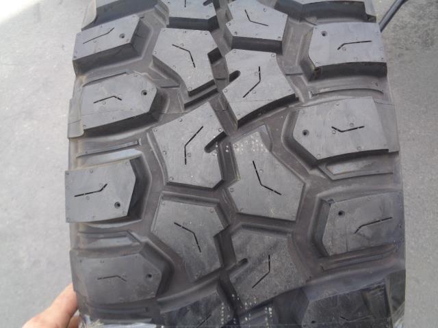 HERCULES TERRA TRAC M/T LT 305 70 18 126/123Q LRE 10PLY 8190 AQ4 SU16