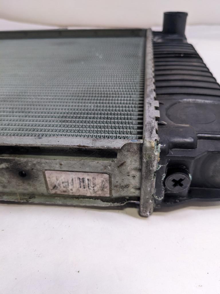 LEAKY PORSCHE 92810604401 RADIATOR FOR 87-91 PORSCHE 928 MANUAL TRANS USED R25