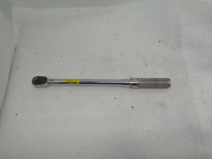 SNAP-ON 1/2" DRIVE SAE ADJUSTABLE CLICK-TYPE FIXED RACHET TORQUE WRENCH USED R22