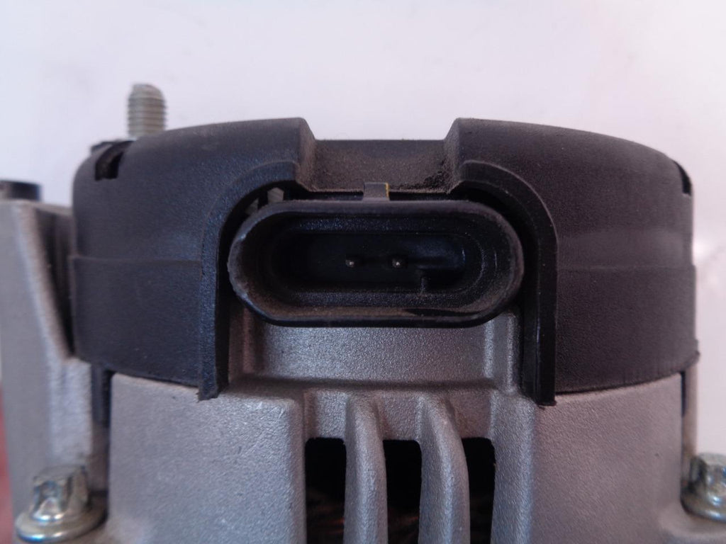 NEW ALTERNATOR WITH PULLEY 12V 7E29 R14B1