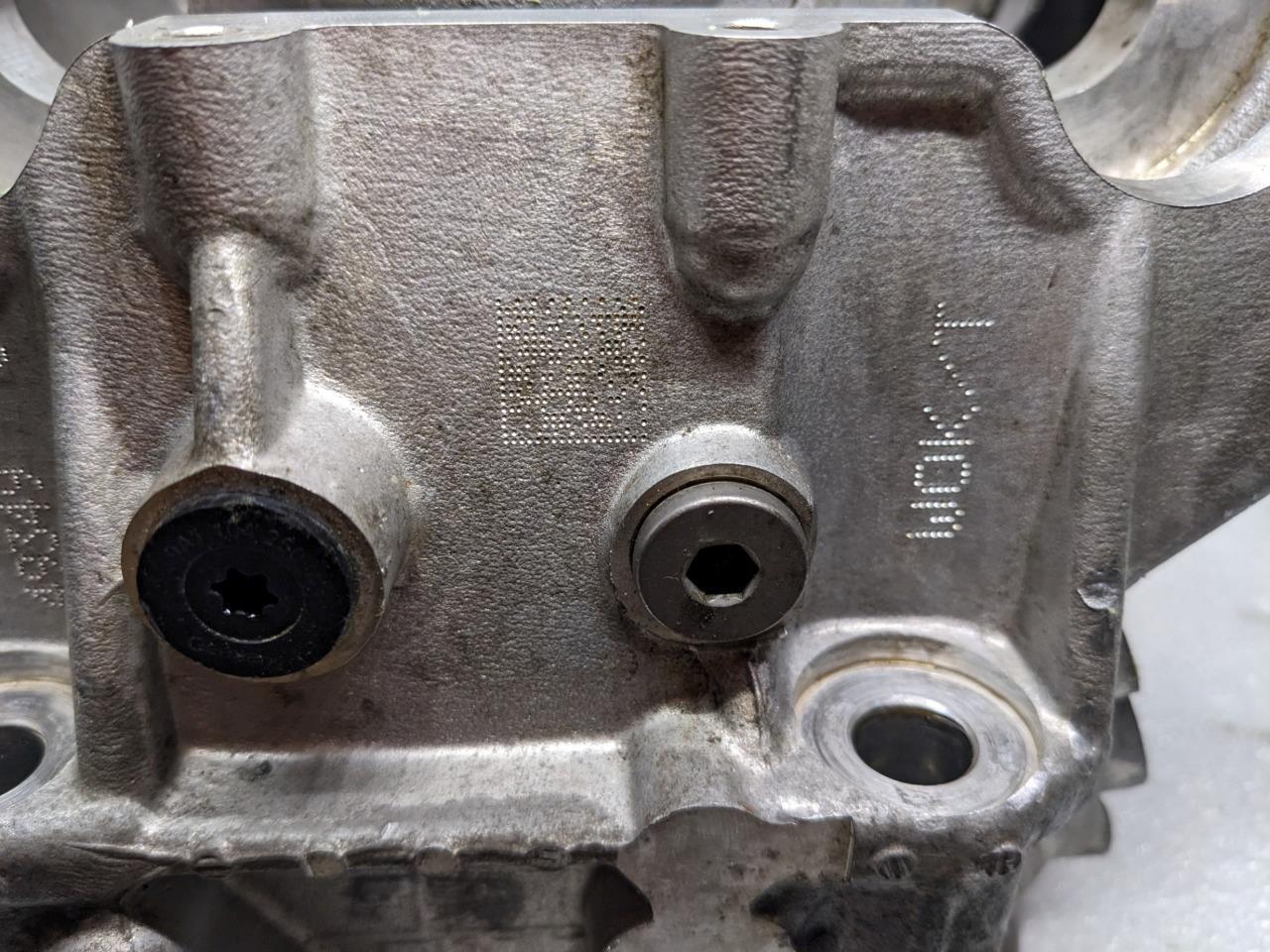 Porsche 9A1104111911 Cylinder Head  FOR Carrera 2013 3.4L 6 Cylinder USED BSR3.1